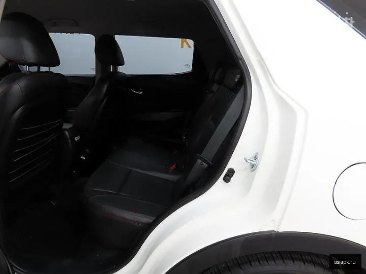 SsangYong Tivoli 6