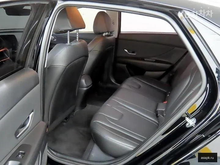 Hyundai Avante 6