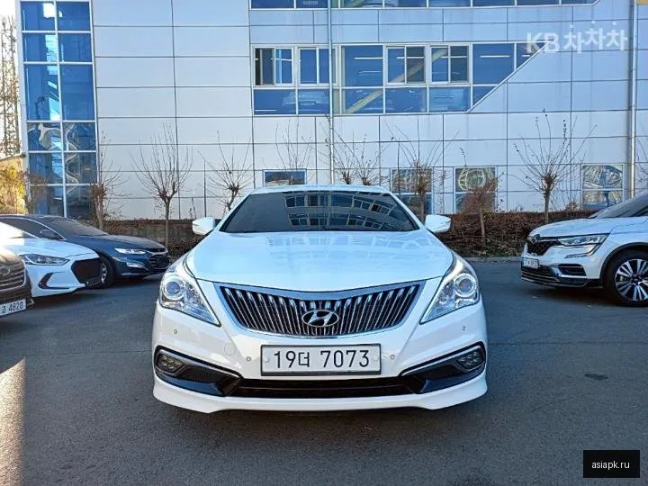 Hyundai Grandeur 3