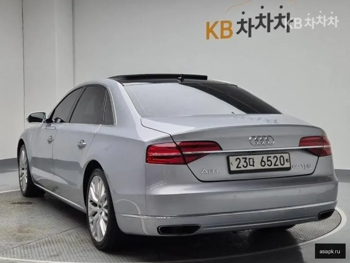Audi A8 2