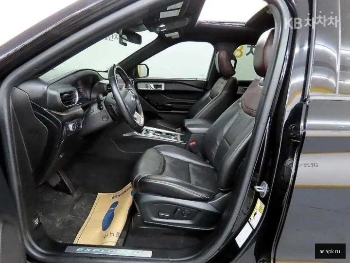 Ford Explorer 5