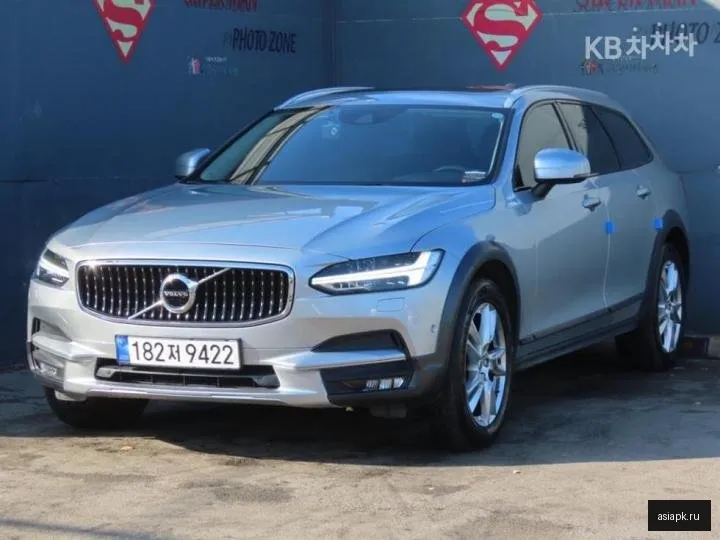 Volvo V90