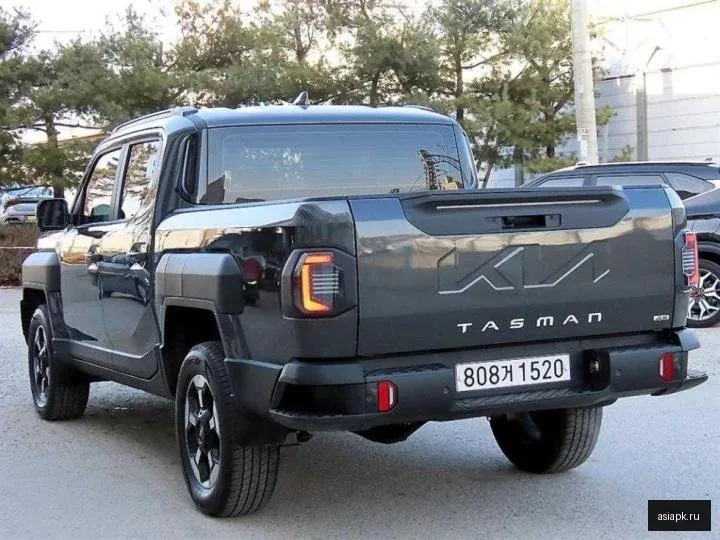 Kia Tasman 3