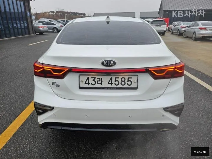 Kia K3 5