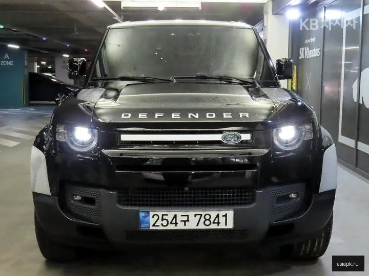 Land Rover Defender 2