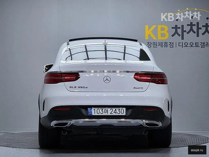 Mercedes-Benz GLE-Class 4