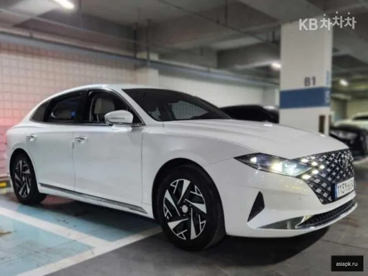 Hyundai Grandeur 2