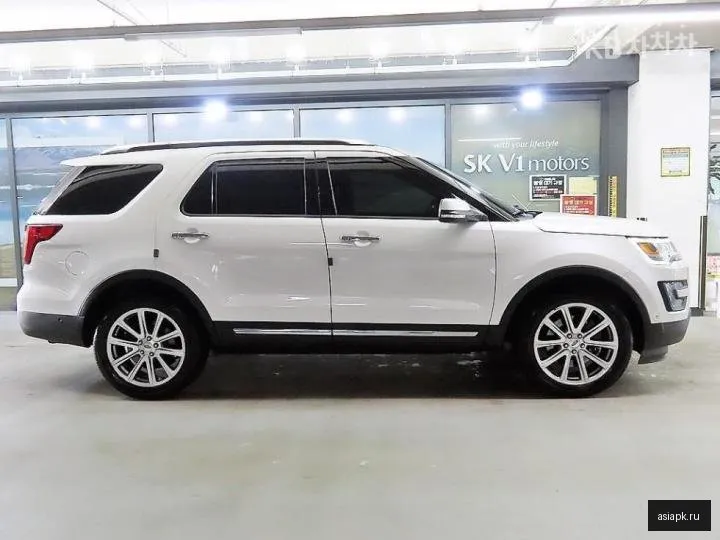 Ford Explorer 3