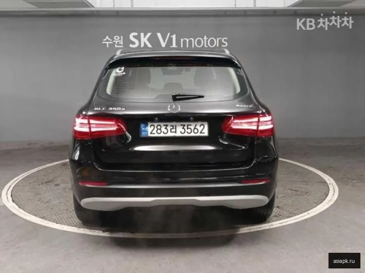 Mercedes-Benz GLC-Class 4