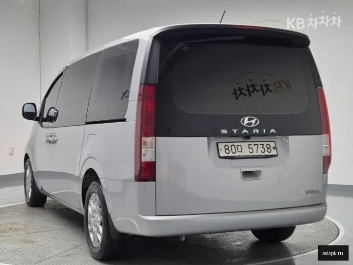 Hyundai Staria 2