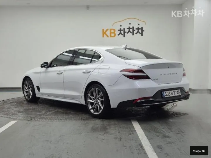 Genesis G70 3