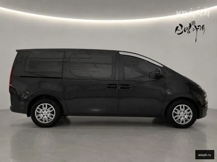 Hyundai Staria 3