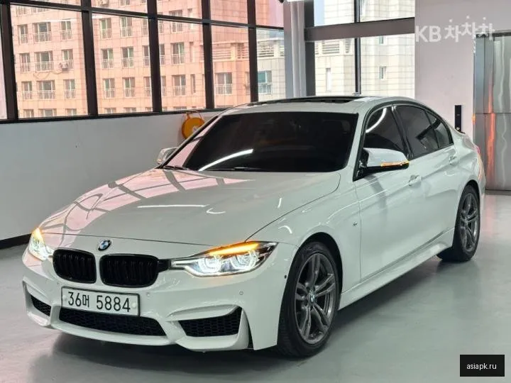 BMW 3-Series 2