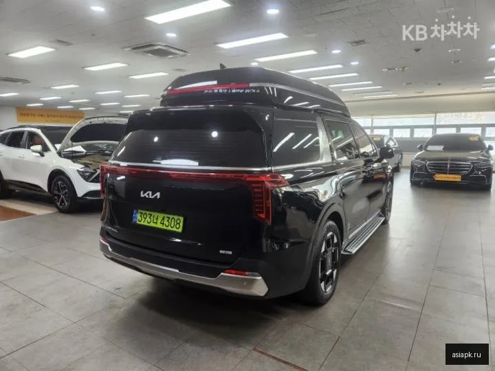 Kia Carnival 4