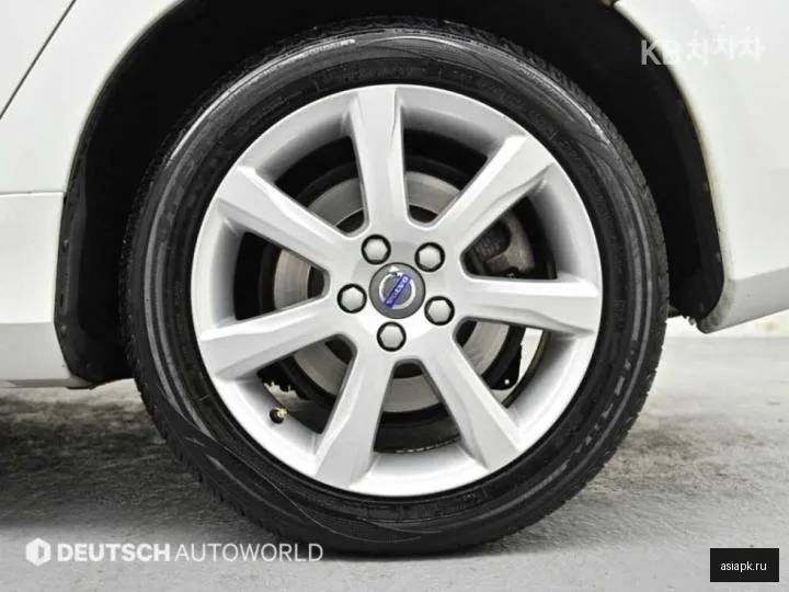 Volvo S60 5