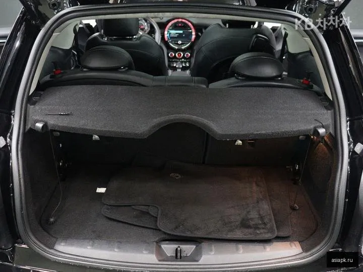 MINI Hatch 5