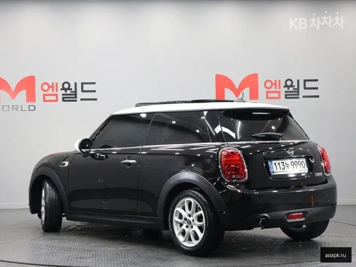 MINI Hatch 4