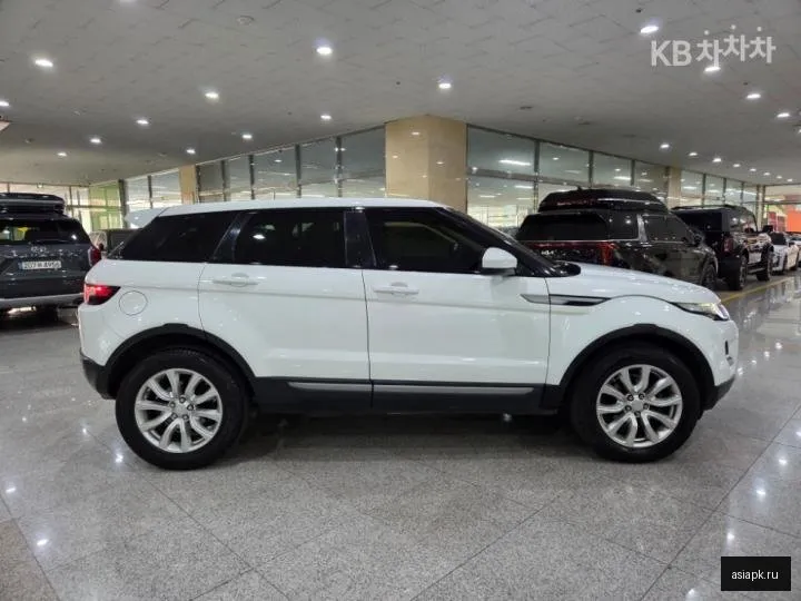 Land Rover Range Rover Evoque 5
