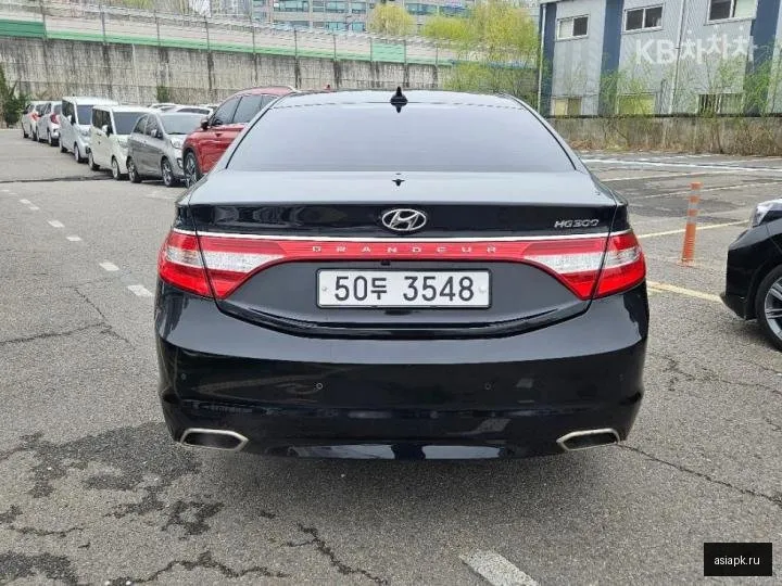 Hyundai Grandeur 3
