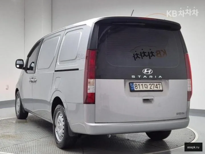 Hyundai Staria 2