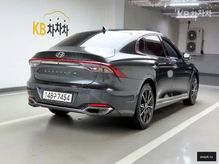 Hyundai Grandeur 4