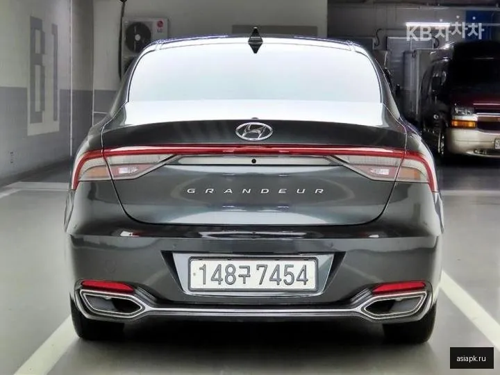Hyundai Grandeur 3