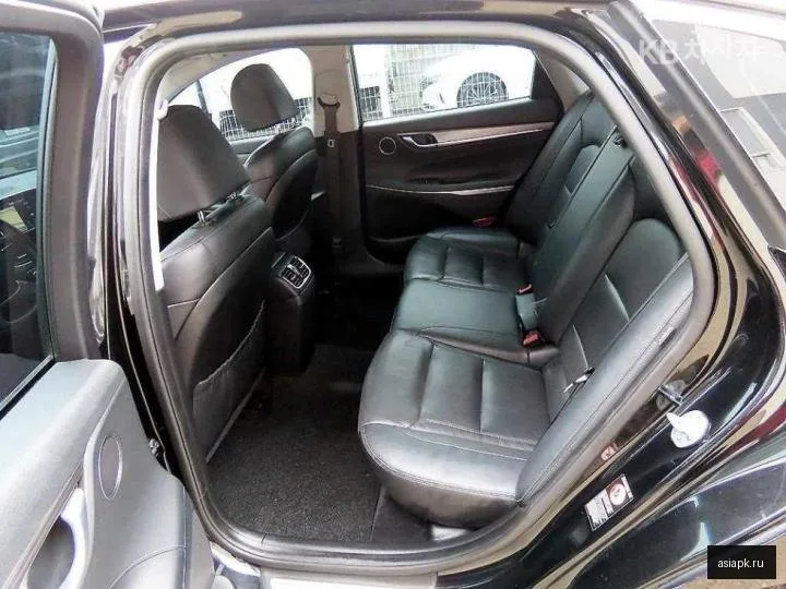 Hyundai Grandeur 6