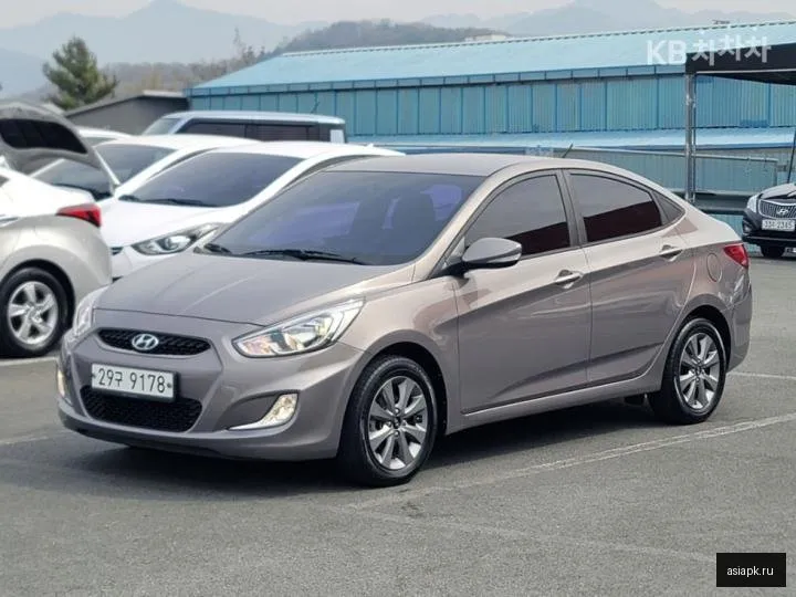 Hyundai Accent 2