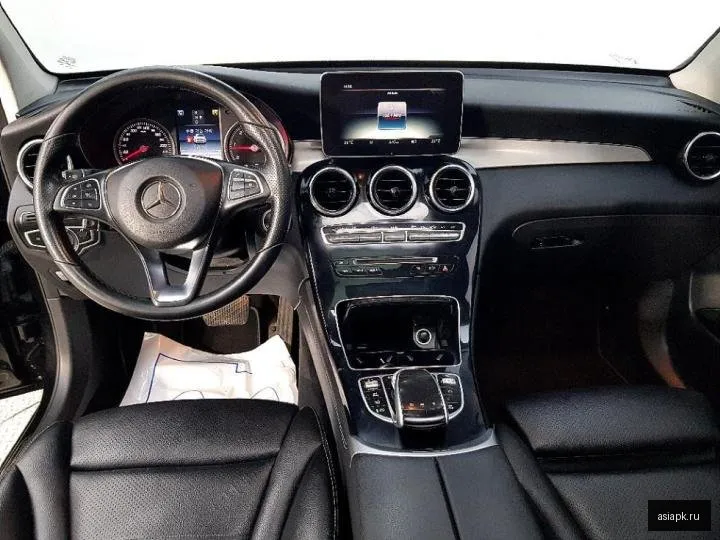 Mercedes-Benz GLC-Class 5