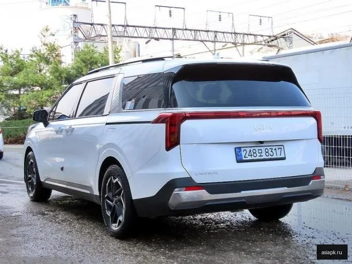 Kia Carnival 3