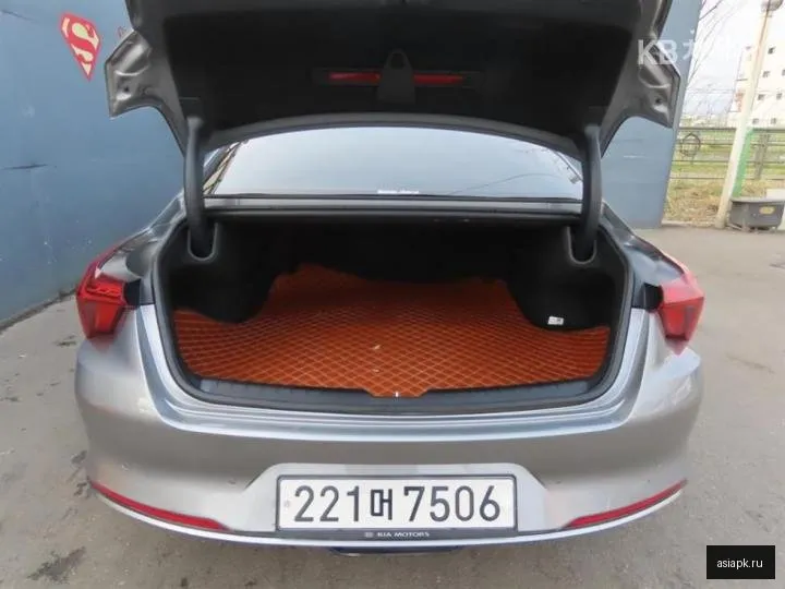 Kia K8 5