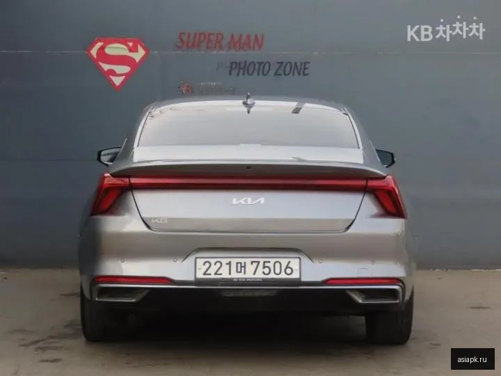 Kia K8 4