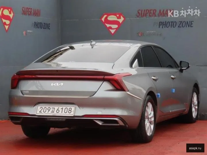 Kia K8 3