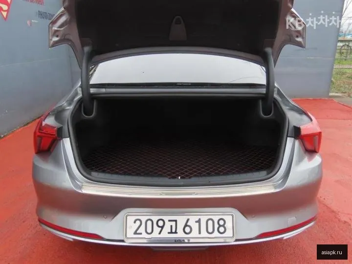 Kia K8 5