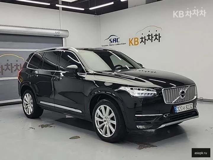 Volvo XC90 4