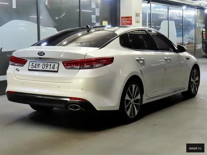 Kia K5 4