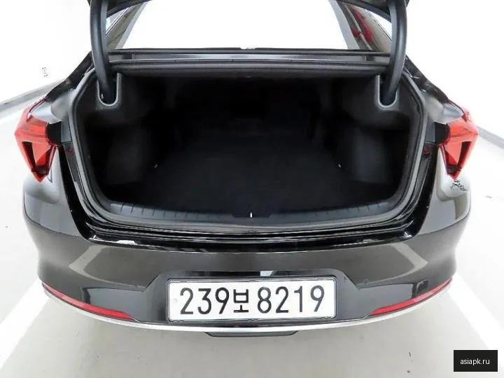 Kia K8 5