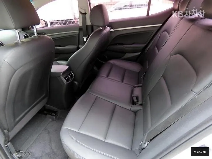 Hyundai Avante 6