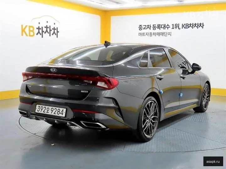 Kia K5 4