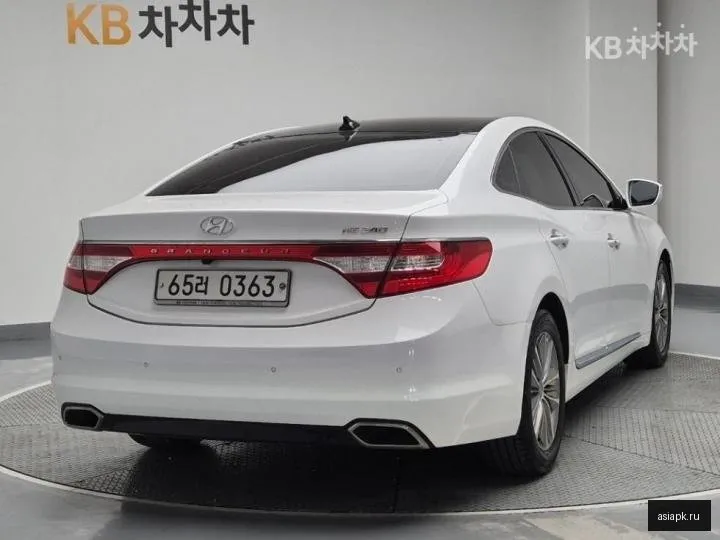 Hyundai Grandeur 3