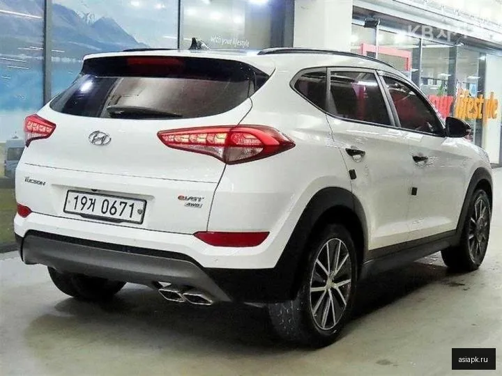 Hyundai Tucson 4