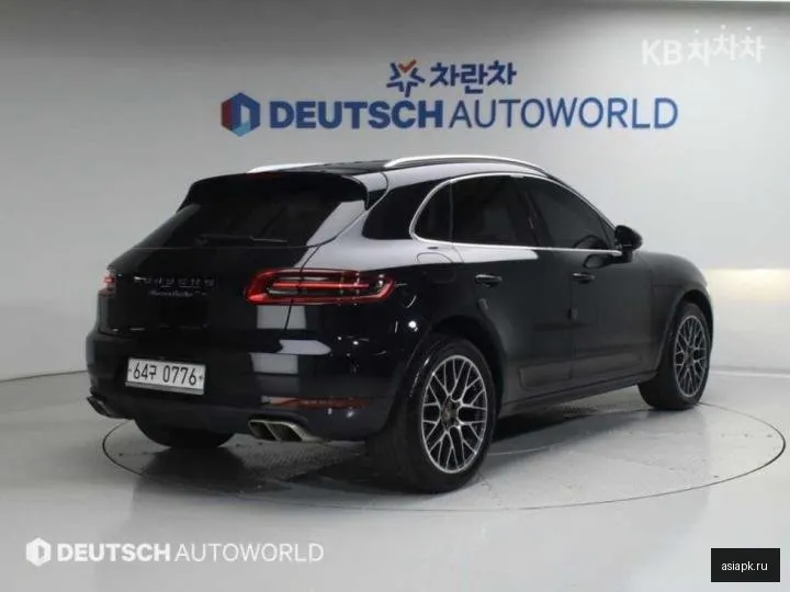Porsche Macan 2
