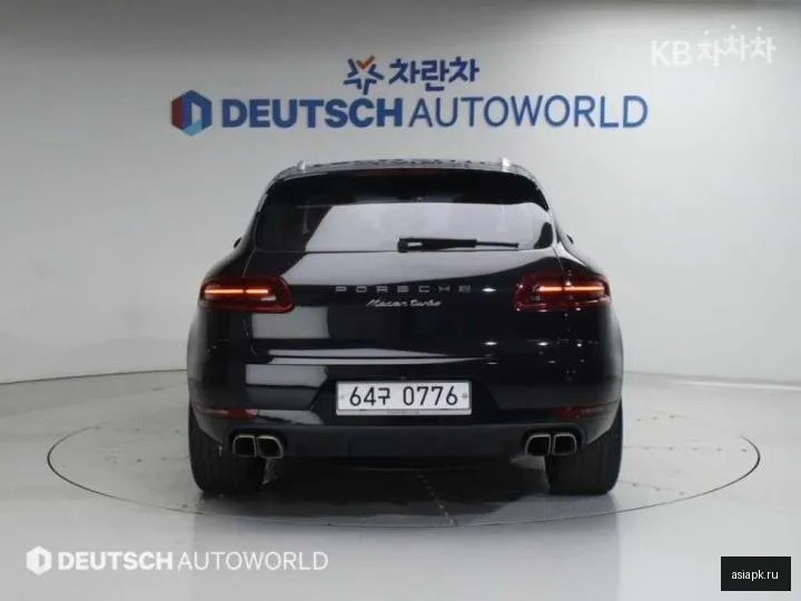 Porsche Macan 4