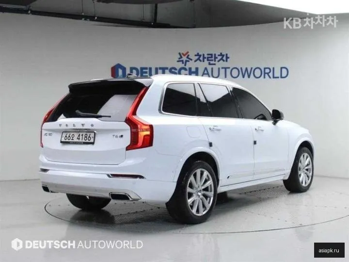 Volvo XC90 2