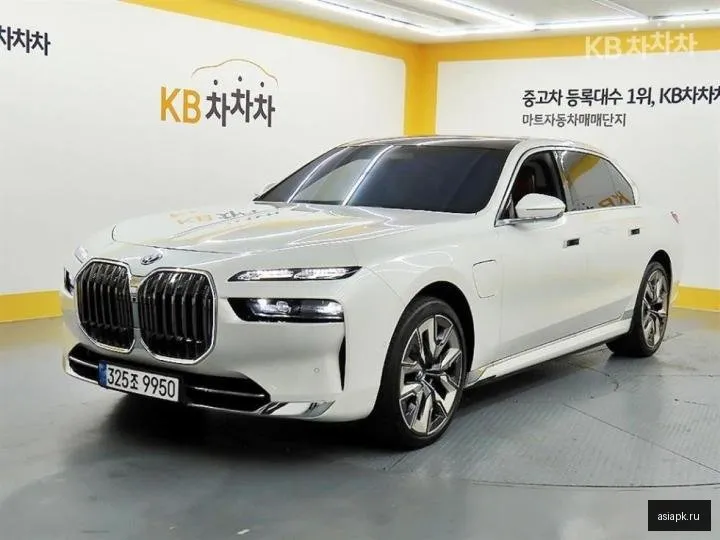 BMW 7-Series 2