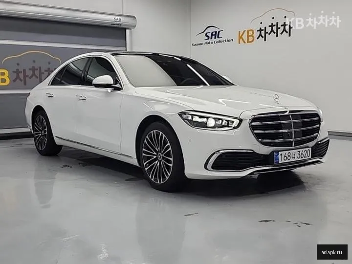 Mercedes-Benz S-Class 4