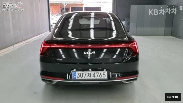 Kia K8 4