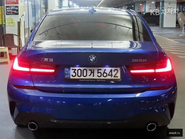 BMW 3-Series 5
