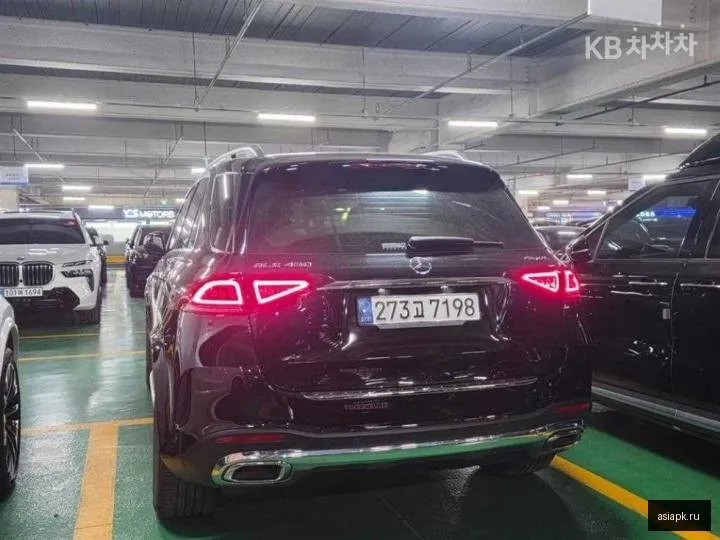 Mercedes-Benz GLE-Class 3