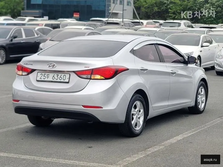 Hyundai Avante 6